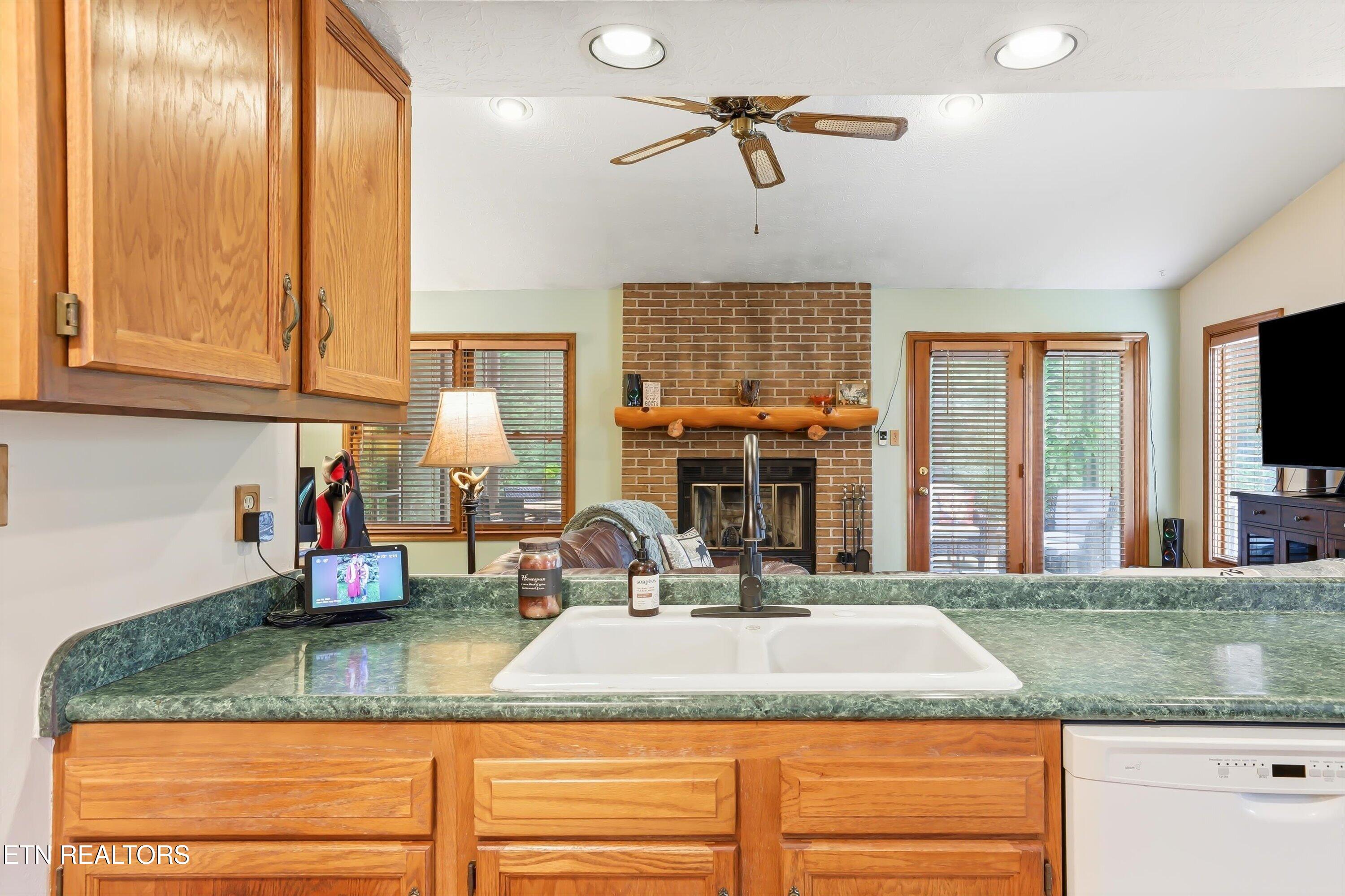 112 Wedgewood Road Oak Ridge, TN 37830 - Photo 12 of 32 11-FINAL-9