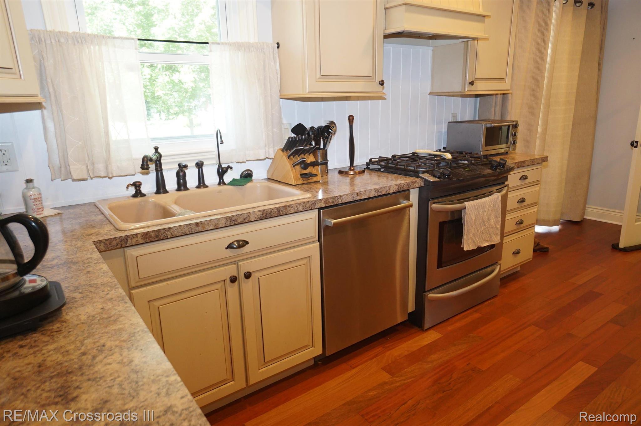10040 Carpenter Road Milan, MI 48160 - Photo 8 of 24 Gallery Image 8