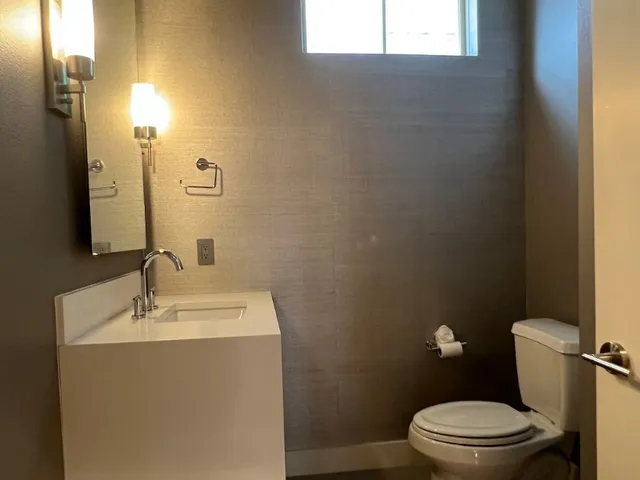 $3,850 | 2520 Bluebonnet Lane, Unit 5, Austin, TX 78704