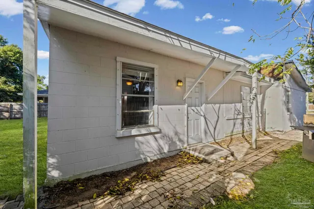 $344,000 | 1631 East Hayes Street, Pensacola, FL 32503