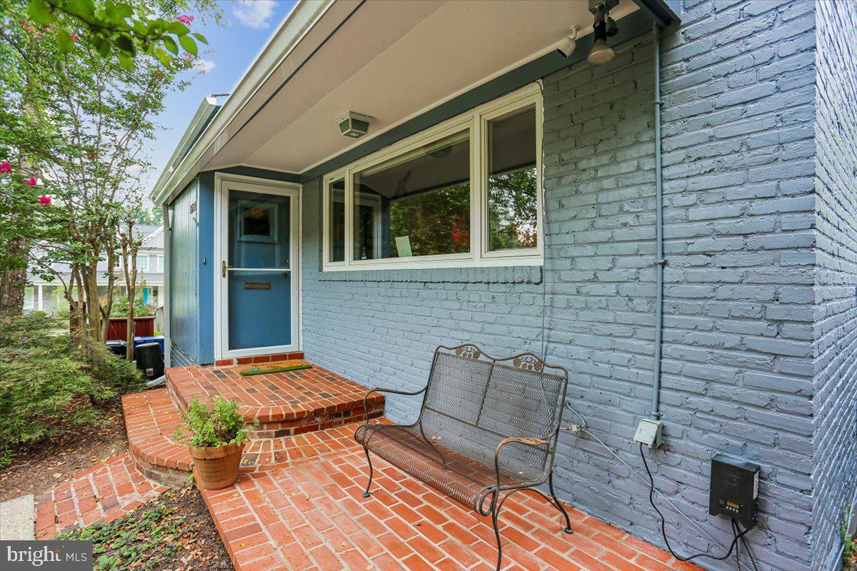 6500 Pyle Road Bethesda, MD 20817 - Photo 44 of 57 Front Porch