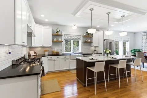 $1,948,000 | 72 Hancock Street, Bedford, MA 01730