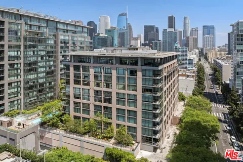 $1,190,000 | 1111 South Grand Avenue, Unit 1211, Los Angeles, CA 90015
