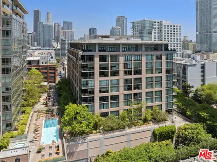 $1,190,000 | 1111 South Grand Avenue, Unit 1211, Los Angeles, CA 90015