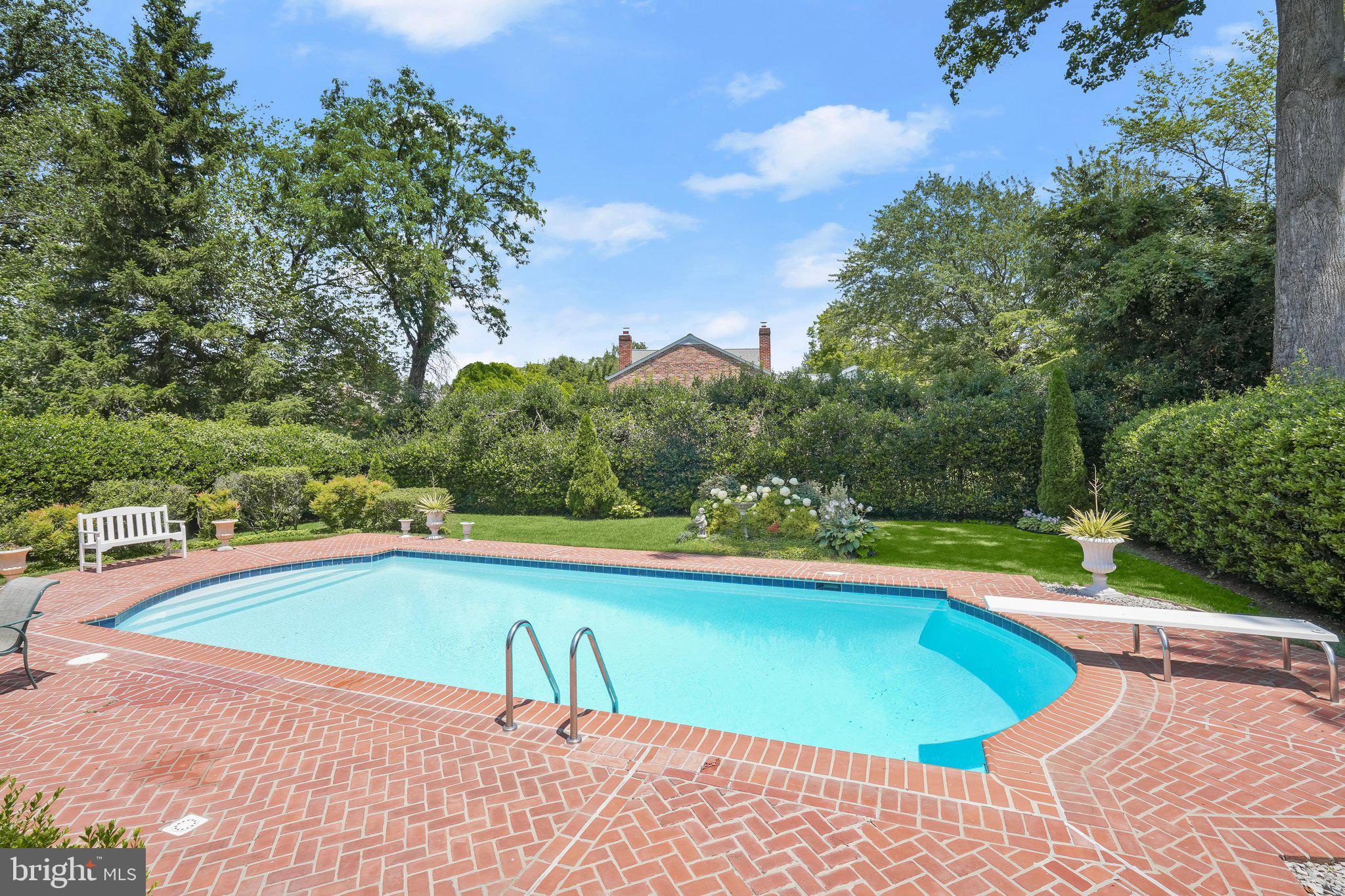7109 Radnor Road Bethesda, MD 20817 - Photo 51 of 51 7109 Radnor Rd 066