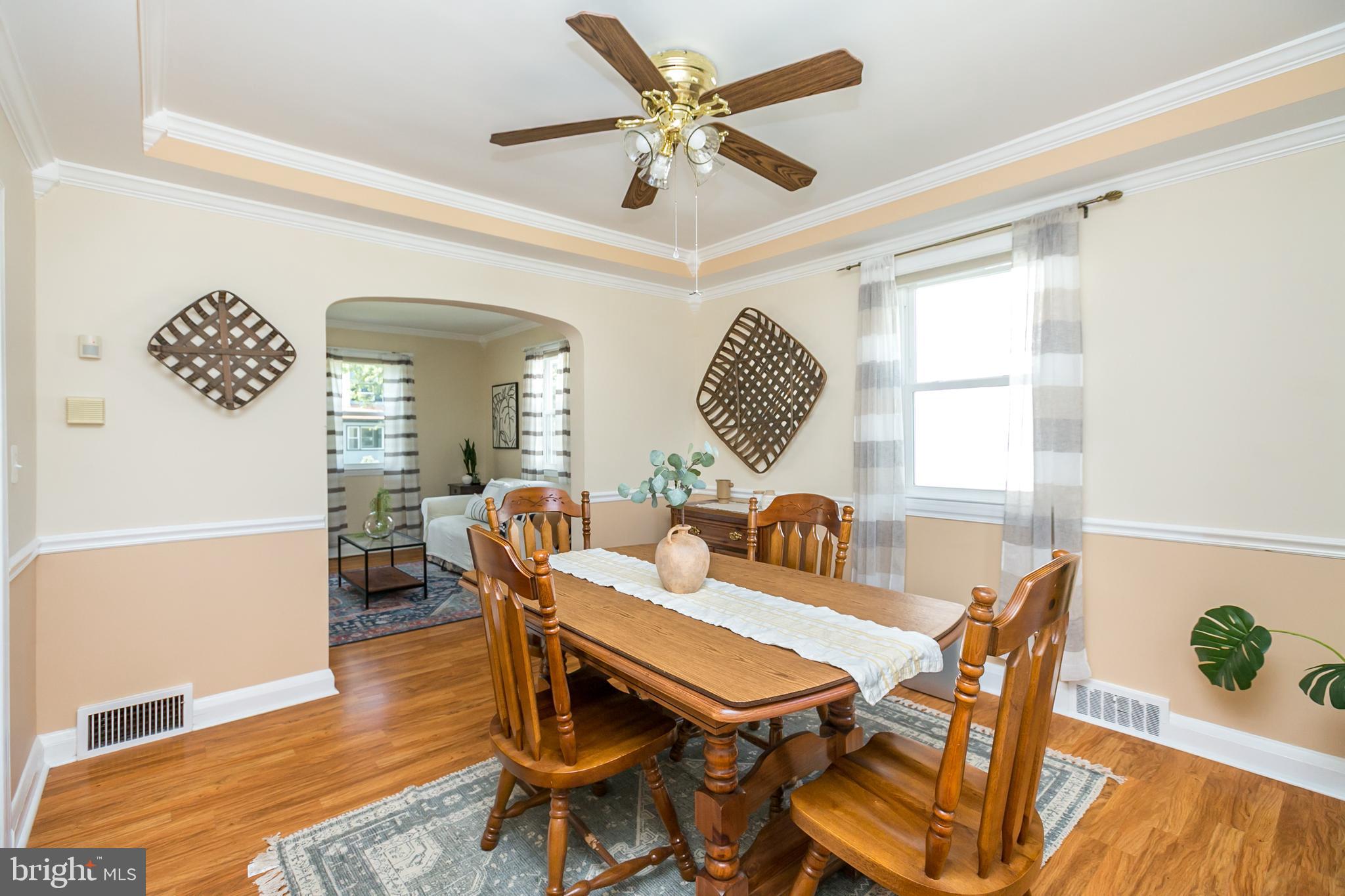 3003 Dunmurry Road Baltimore, MD 21222 - Photo 10 of 31 Dining Room with tray ceiling & crown molding