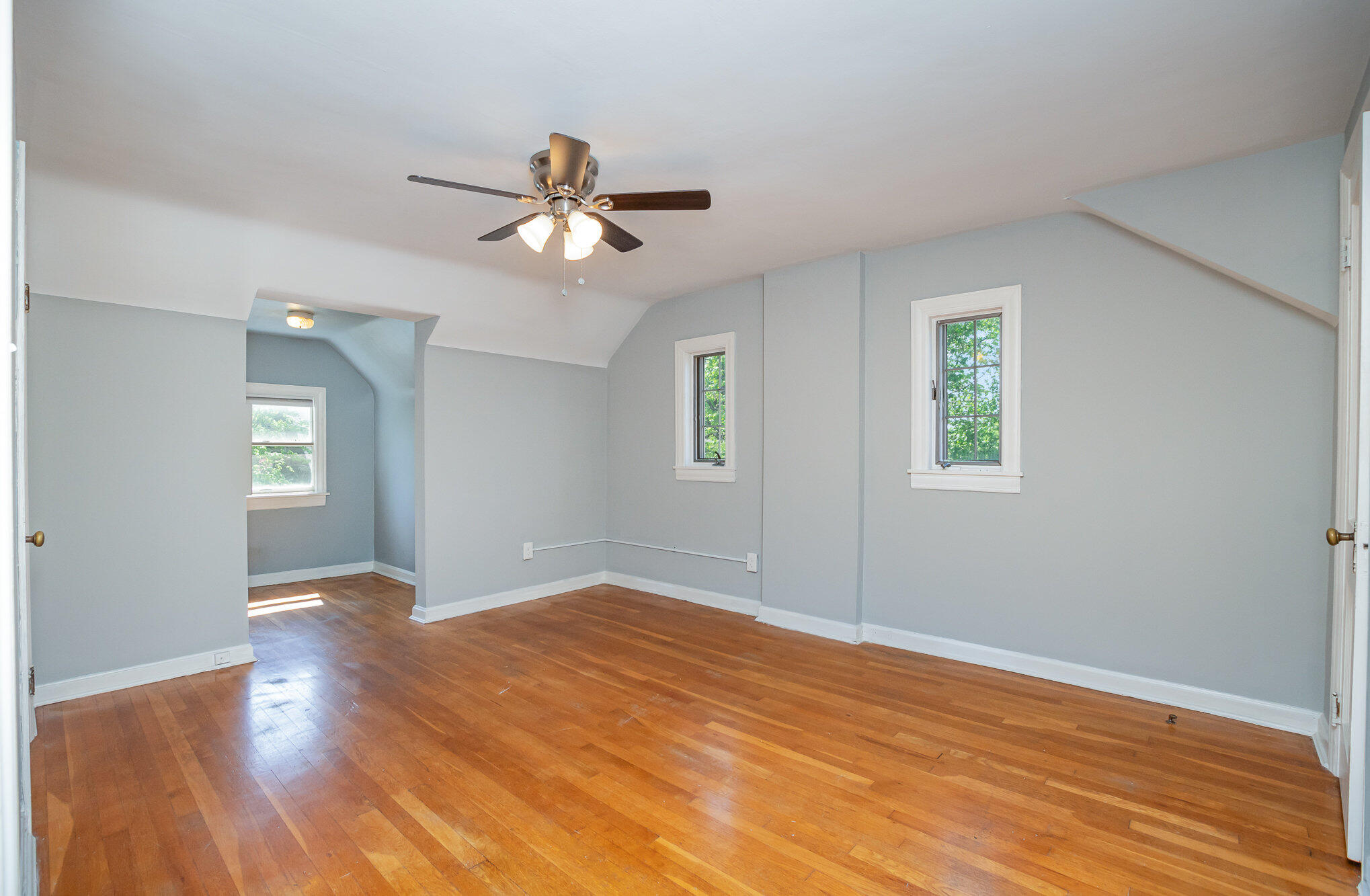 98 Pleasant Ridge Avenue Fort Mitchell, KY 41017 - Photo 9 of 29