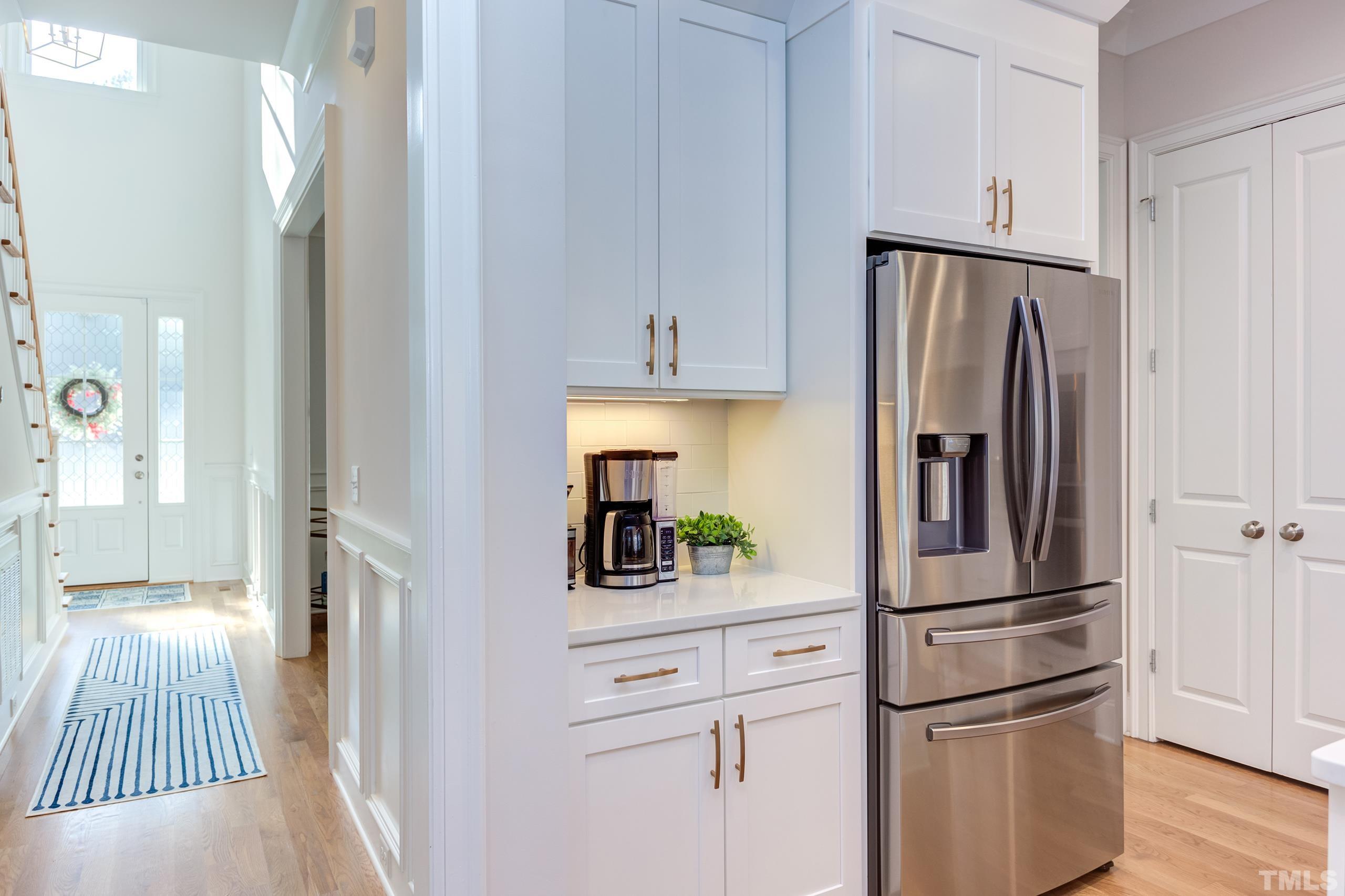 461 Sorrell Street Cary, NC 27513 - Photo 10 of 51