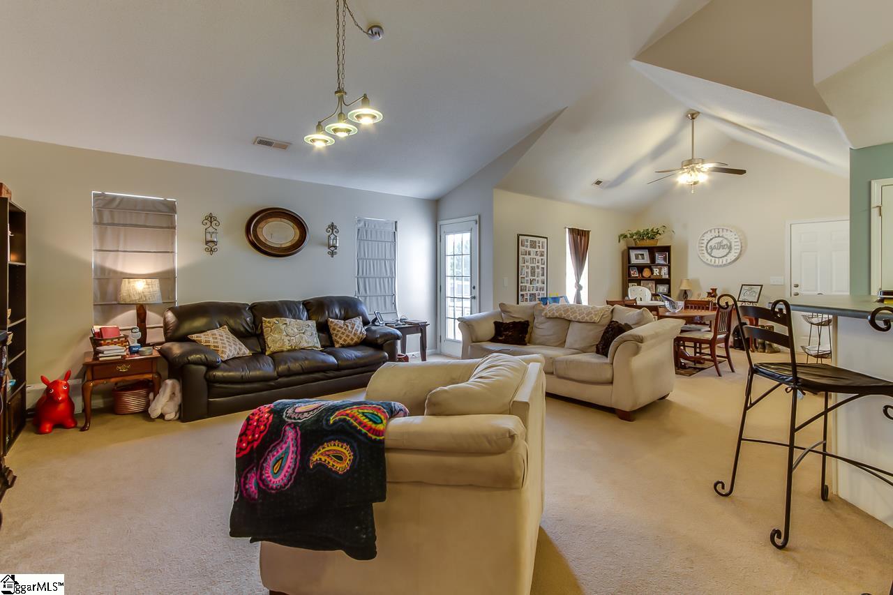 103 Ridgecrest Drive Williamston, SC 29697 - Photo 8 of 30