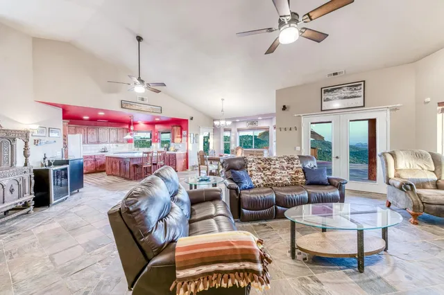 $765,000 | 50806 Bramble Lane, Squaw Valley, CA 93675