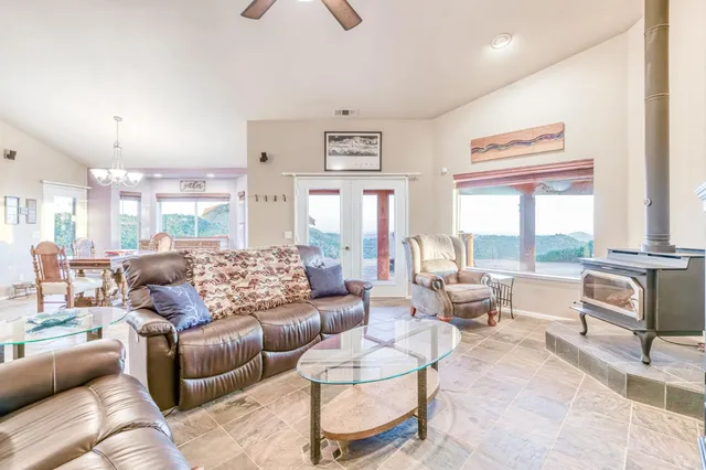 $765,000 | 50806 Bramble Lane, Squaw Valley, CA 93675