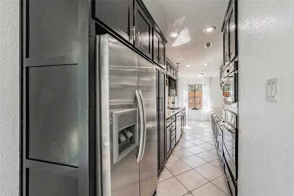 $425,000 | 3008 Glenwood Court, Bedford, TX 76021