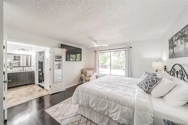 $425,000 | 3008 Glenwood Court, Bedford, TX 76021