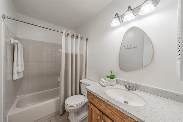 $425,000 | 3008 Glenwood Court, Bedford, TX 76021