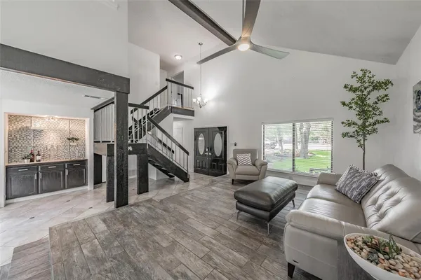 $425,000 | 3008 Glenwood Court, Bedford, TX 76021
