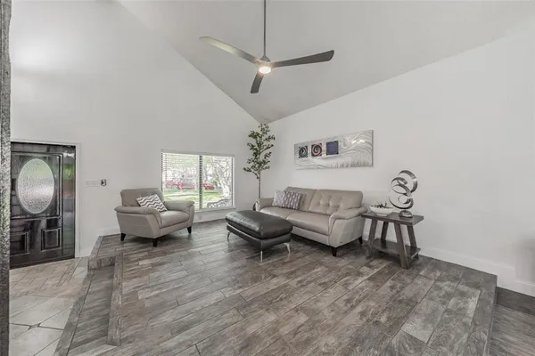 $425,000 | 3008 Glenwood Court, Bedford, TX 76021