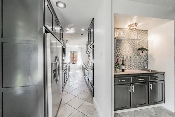 $425,000 | 3008 Glenwood Court, Bedford, TX 76021