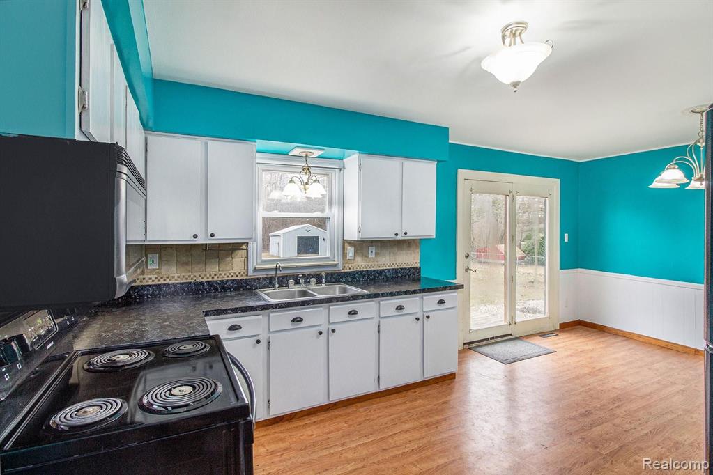 8447 West Farrand Road Montrose, MI 48457 - Photo 6 of 27 Gallery Image 6