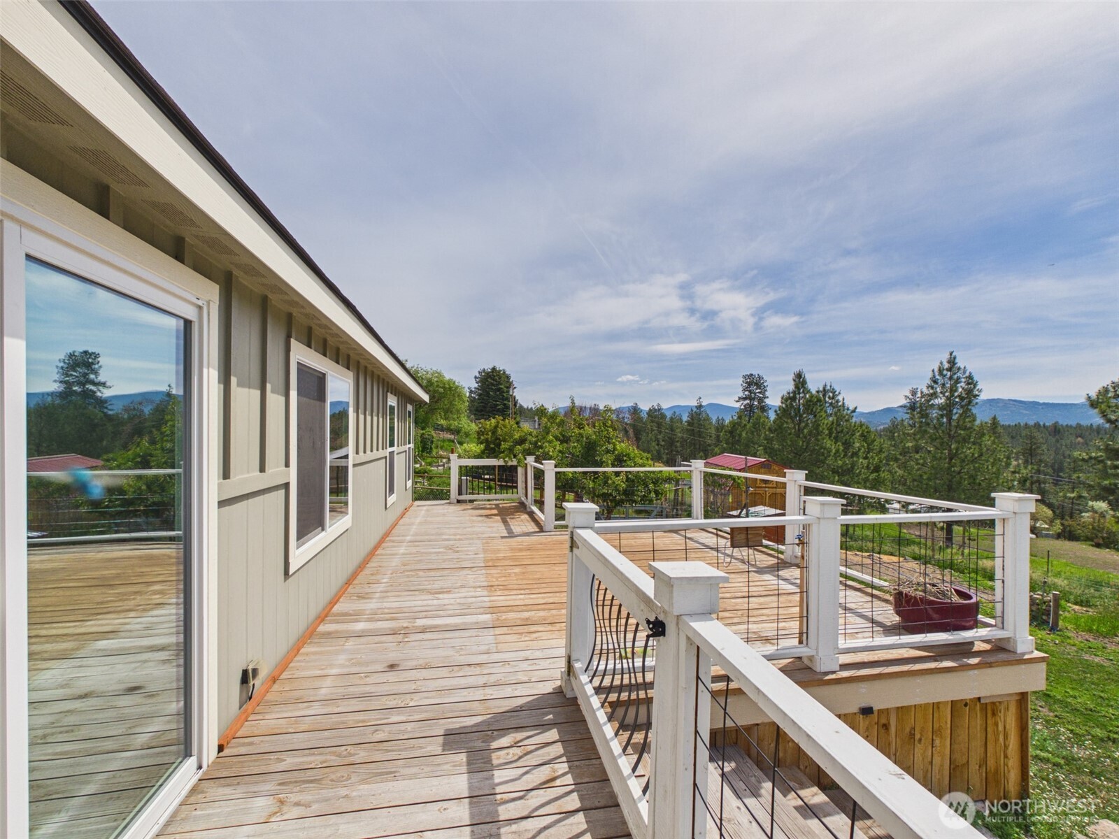 220 Center Road Republic, WA 99166 - Photo 15 of 40