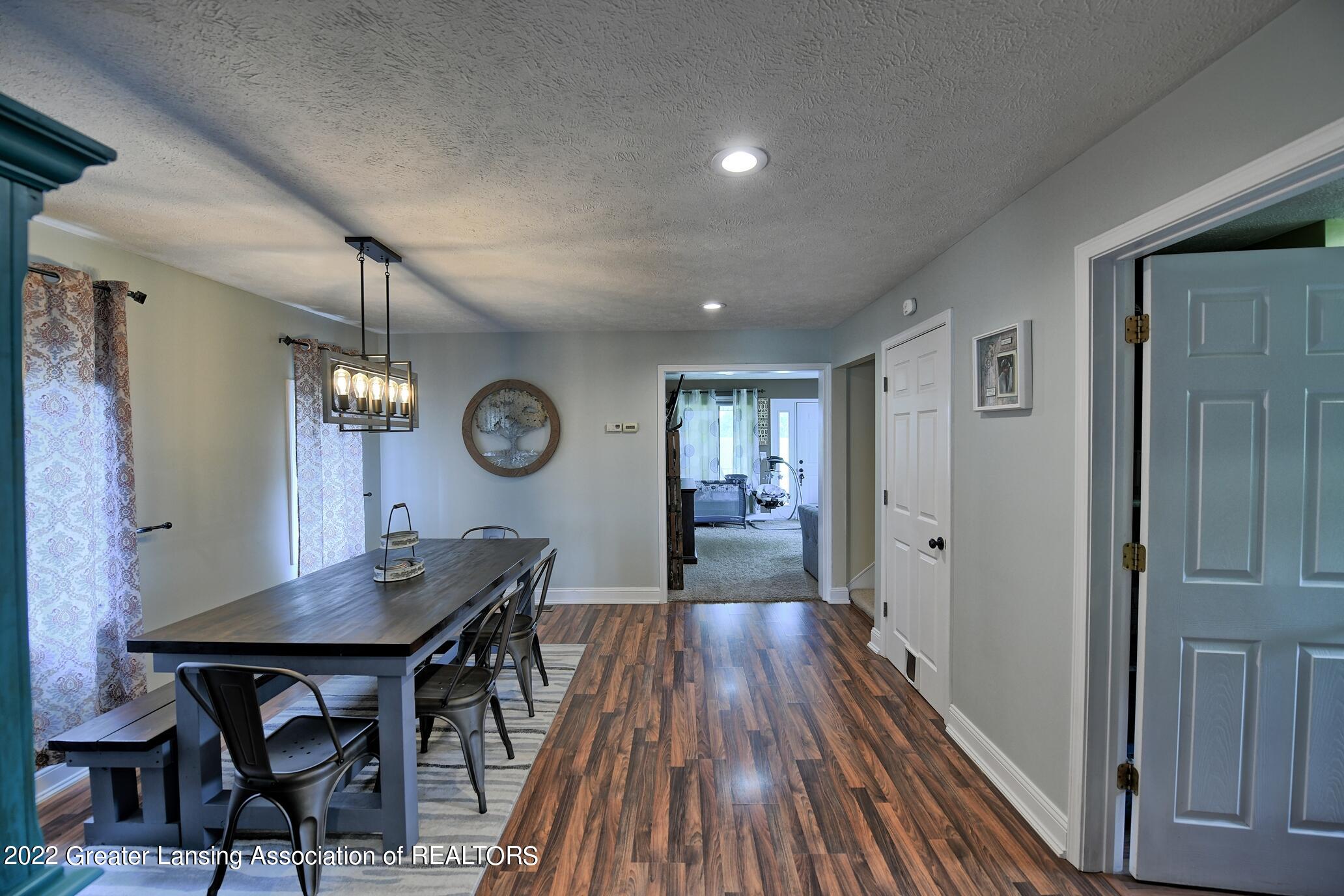 10909 Looking Glass Road Portland, MI 48875 - Photo 4 of 36 Formal dining