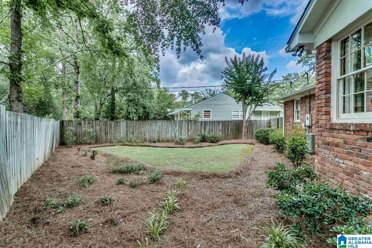 4226 MountainDale Road Birmingham, AL 35213 - Photo 6 of 37