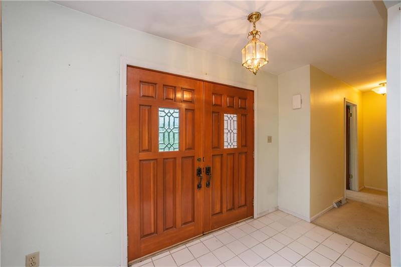 2875 Old Washington Road Canonsburg, PA 15317 - Photo 2 of 25 Gallery Image 2
