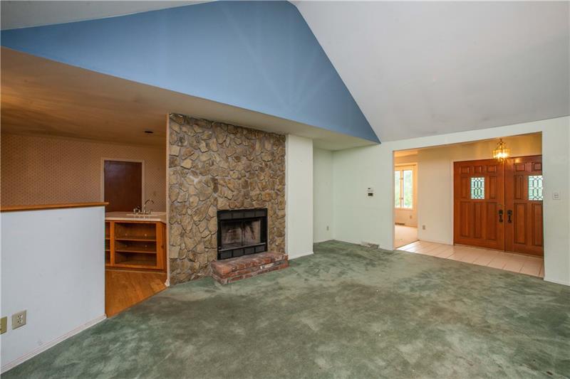 2875 Old Washington Road Canonsburg, PA 15317 - Photo 3 of 25 Gallery Image 3