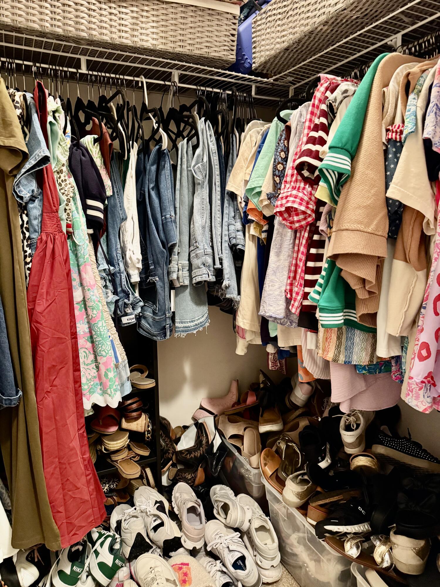 603 Southwest 15th Street Okeechobee, FL 34974 - Photo 17 of 40 a view of walk in closet with clothes and shoes