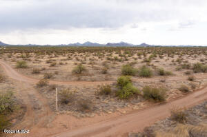 North Little Cody Road Marana, AZ 85653 - Photo 7 of 37