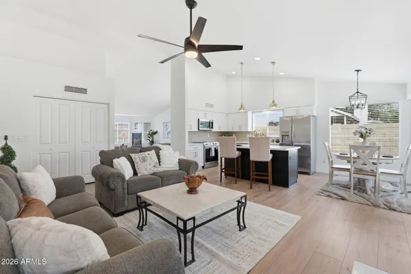 $487,000 | 6401 West Madras Lane, Glendale, AZ 85306