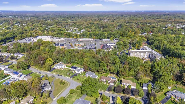 $1,099,000 | 16 Timber Lane, Manalapan, NJ 07726