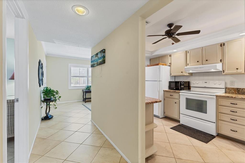 210 Santa Maria Street, Unit 244 Venice, FL 34285 - Photo 15 of 80