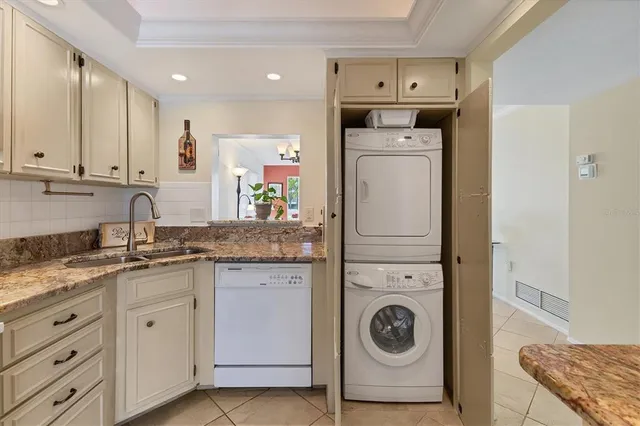 $339,990 | 210 Santa Maria Street, Unit 244, Venice, FL 34285