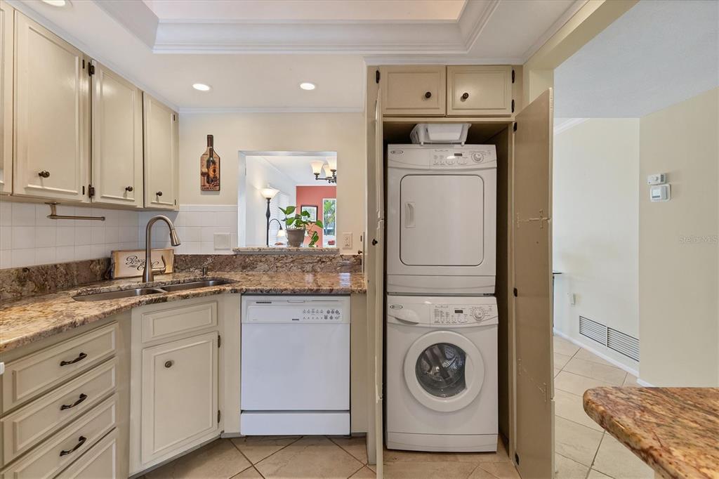 210 Santa Maria Street, Unit 244 Venice, FL 34285 - Photo 17 of 80