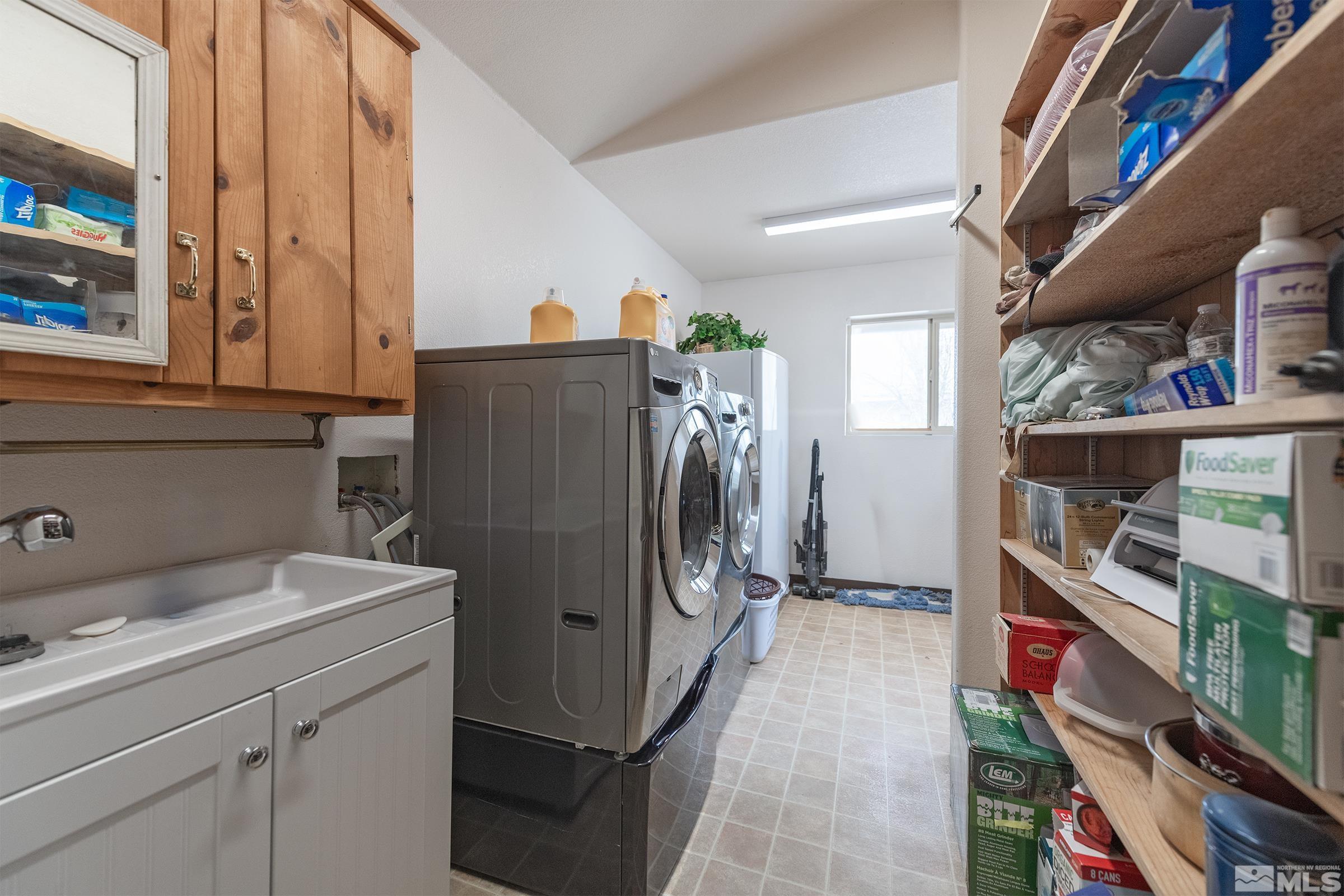 1439 Buzzys Ranch Road Carson City, NV 89701 - Photo 9 of 27 Photo 9
