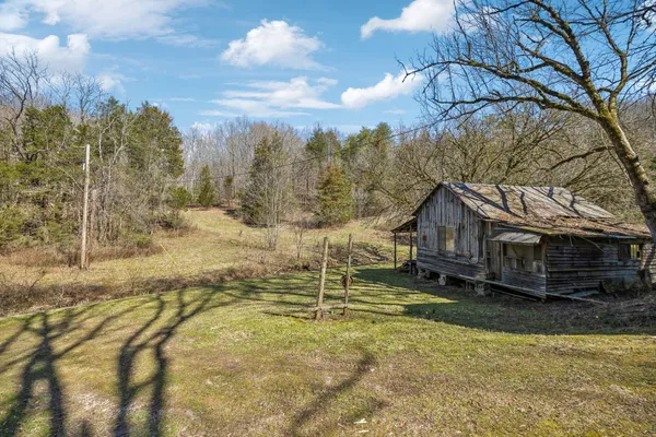 $799,900 | 6528 Neeley Creek Road, Celina, TN 38551