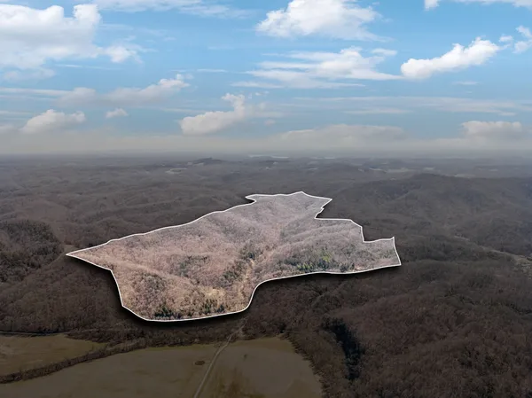 $799,900 | 6528 Neeley Creek Road, Celina, TN 38551