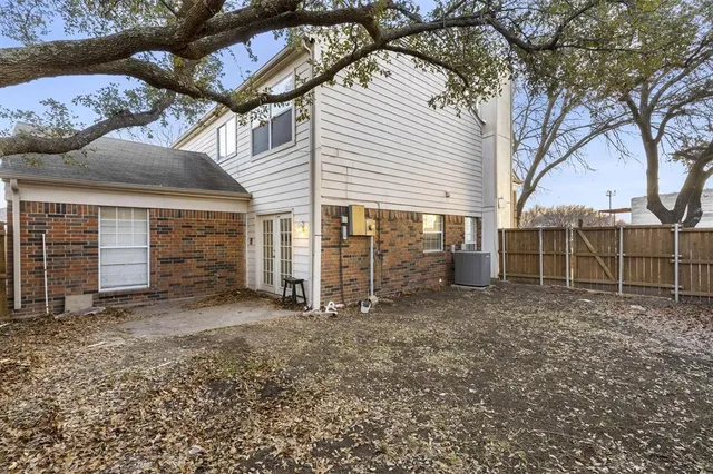 $215,000 | 2416 Country Hollow Lane, Garland, TX 75040