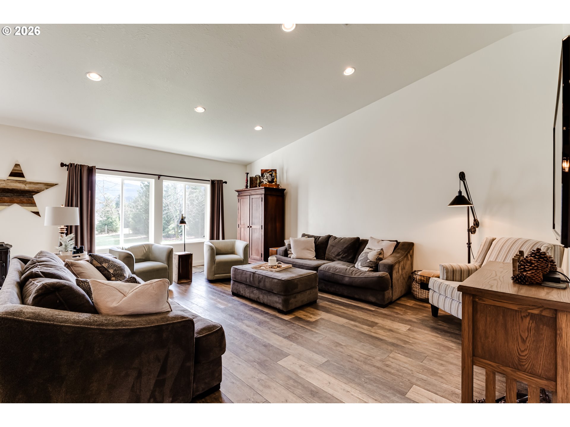 39464 Walterville Lane Springfield, OR 97478 - Photo 7 of 47