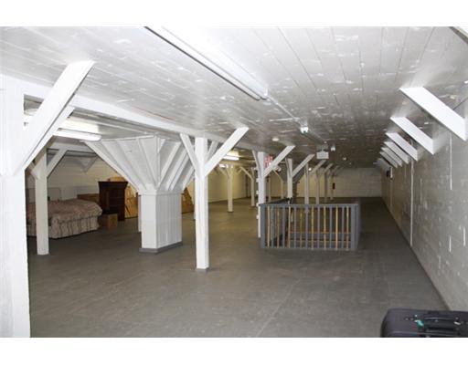 307 Highway 202 Greene, ME 04236 - Photo 7 of 24 Interior Space/Layout.