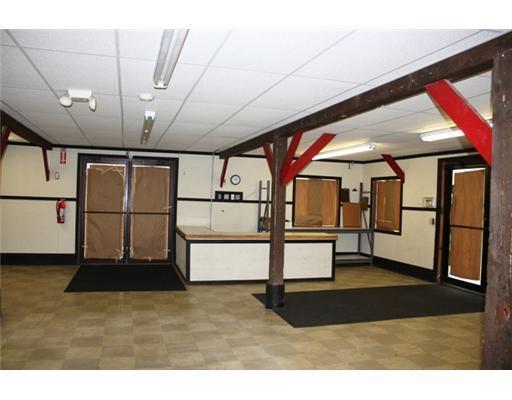 307 Highway 202 Greene, ME 04236 - Photo 9 of 24 Interior Space/Layout.