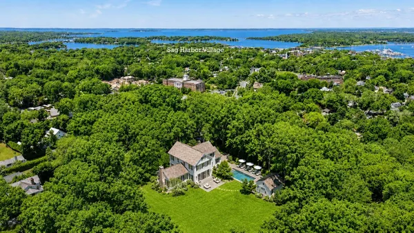 $225,000 | 41 Montauk Avenue, Sag Harbor, NY 11963
