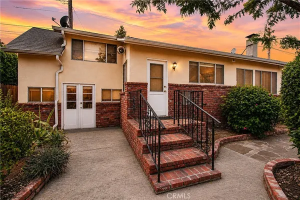$995,000 | 237 North Catalina Street, Burbank, CA 91505