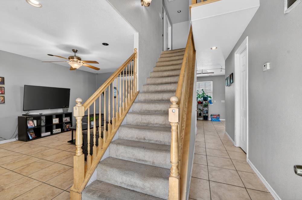 215 Singh Lane Rio Linda, CA 95673 - Photo 38 of 41