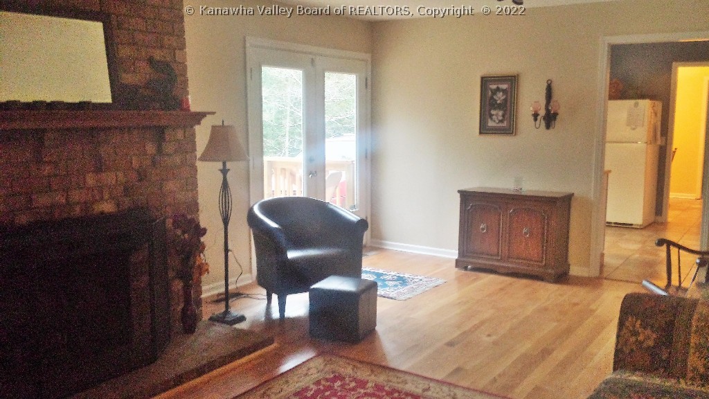 5300 Jericho Road Point Pleasant, WV 25550 - Photo 10 of 26 Family Rm w/French Doors to Back Deck