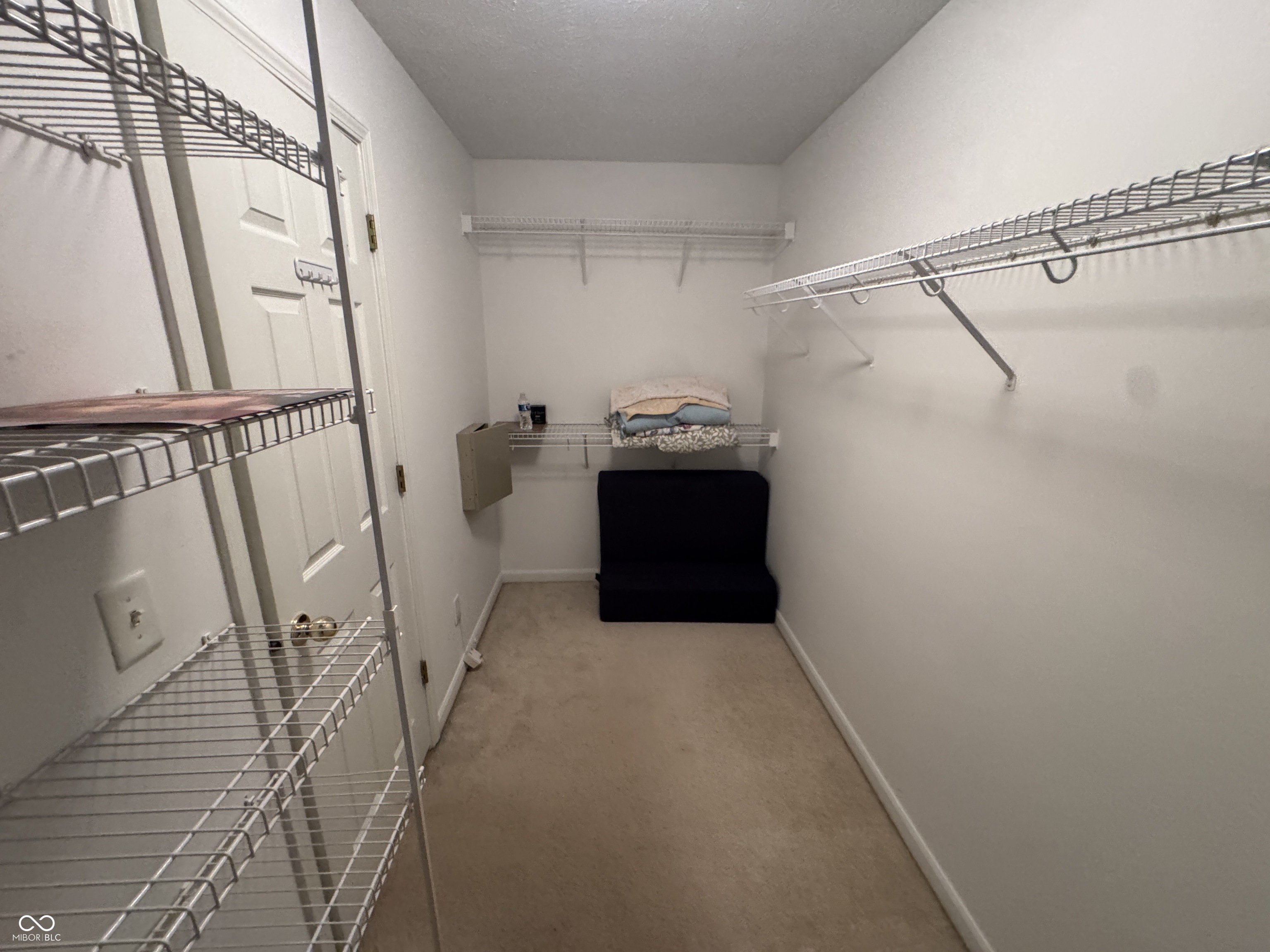 7435 Sycamore Run Drive Indianapolis, IN 46237 - Photo 23 of 38