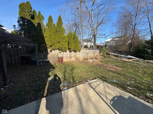 $2,450 | 7435 Sycamore Run Drive, Indianapolis, IN 46237