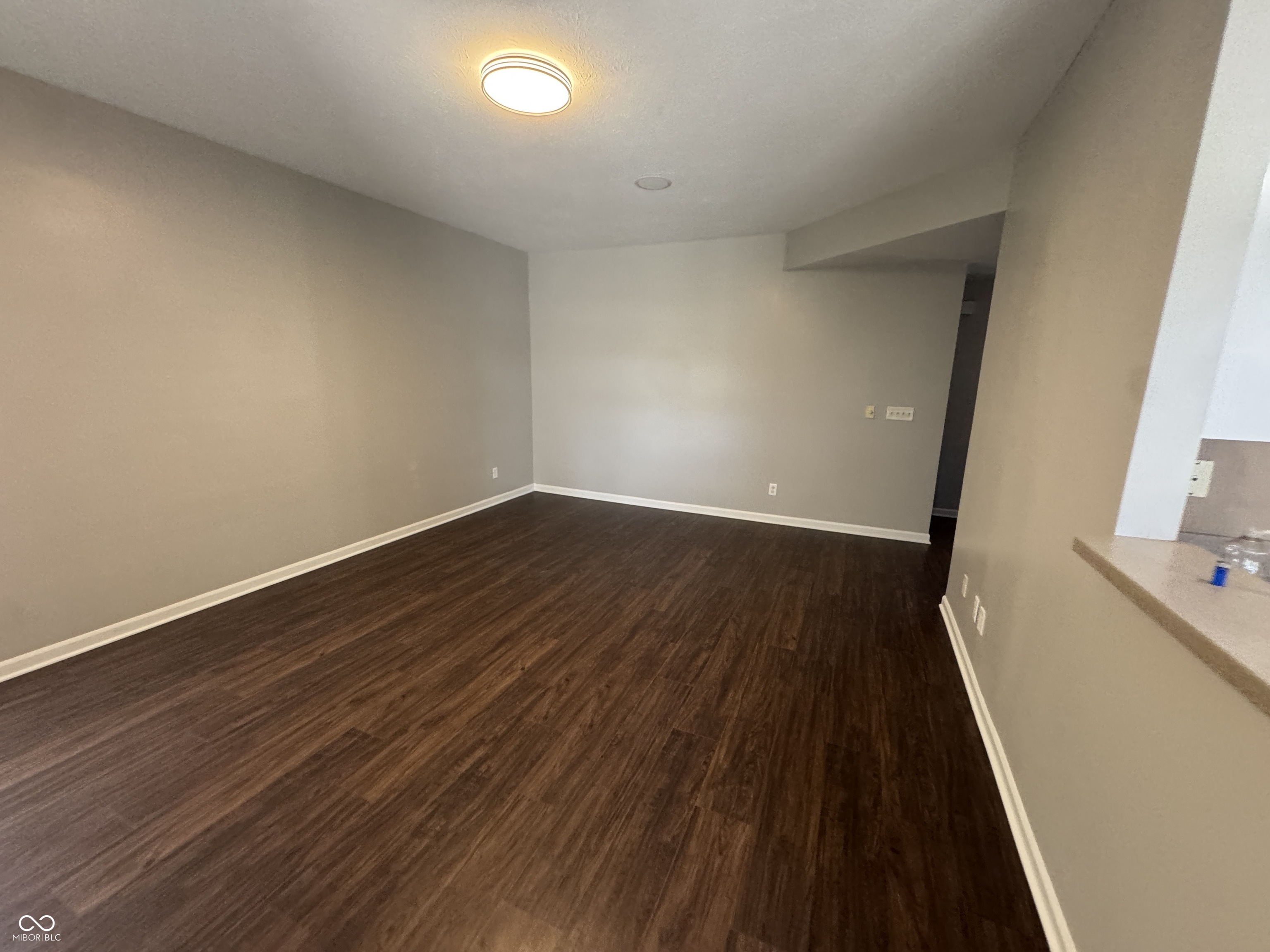 7435 Sycamore Run Drive Indianapolis, IN 46237 - Photo 10 of 38