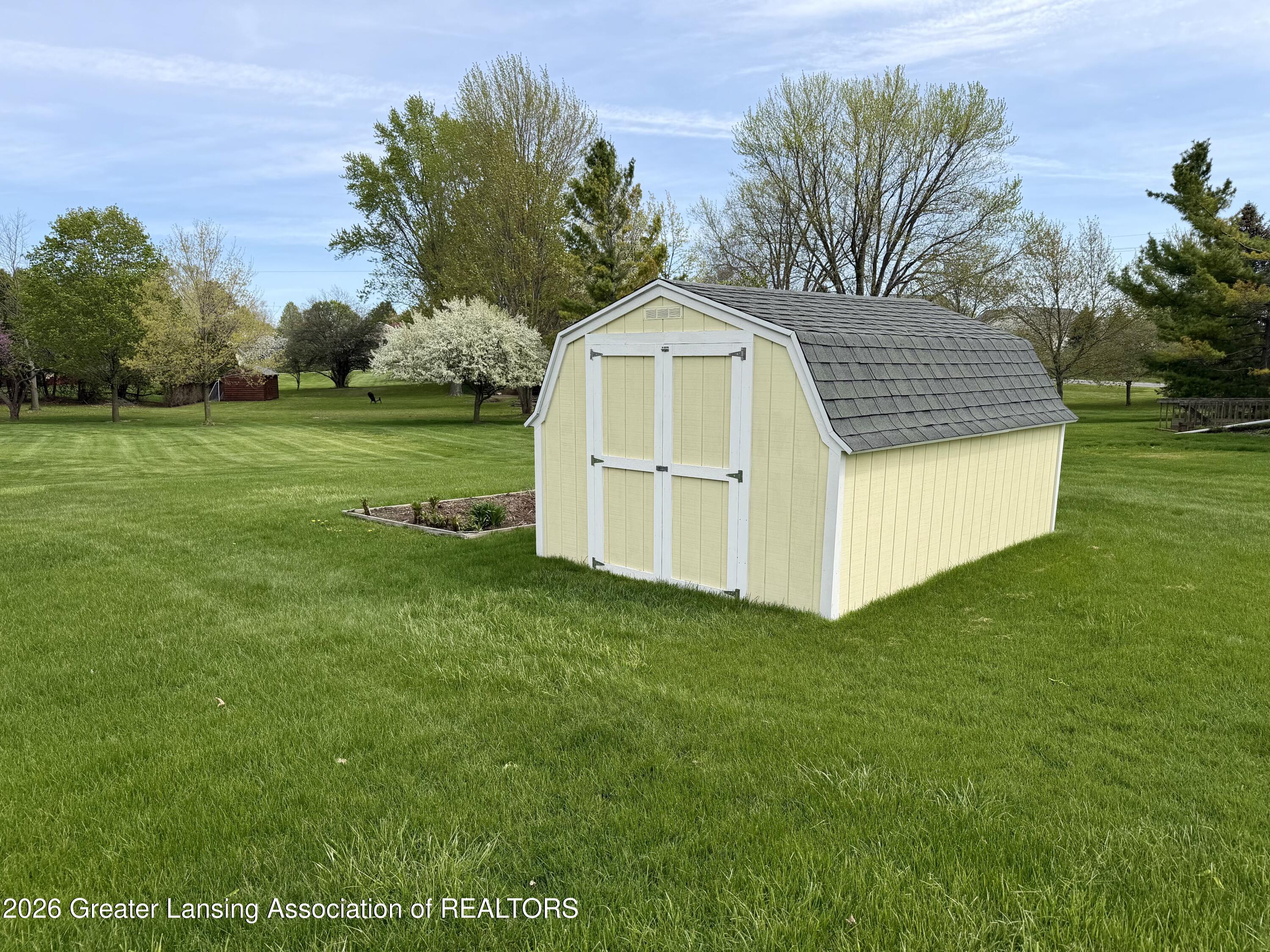 12758 East Greenfield Road Grand Ledge, MI 48837 - Photo 30 of 33 IMG_5063