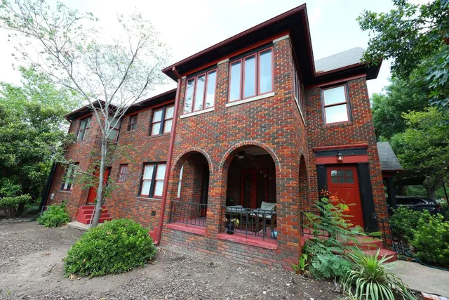 $1,499,000 | 609 Texas, Austin, TX 78705